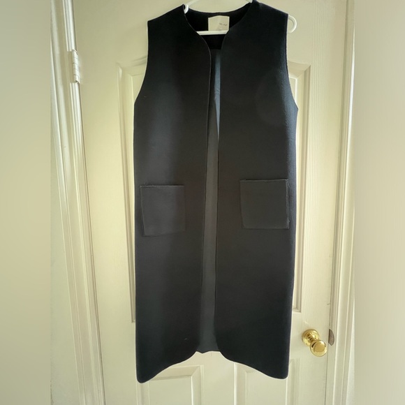 OAK+FORT VEST - Picture 1 of 5